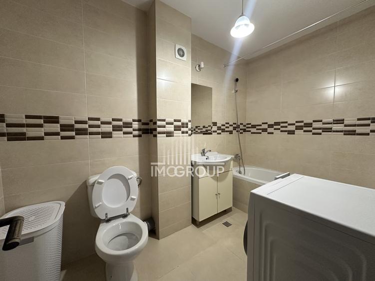 Apartament cu 3 camere decomandat, mobilat în Florești