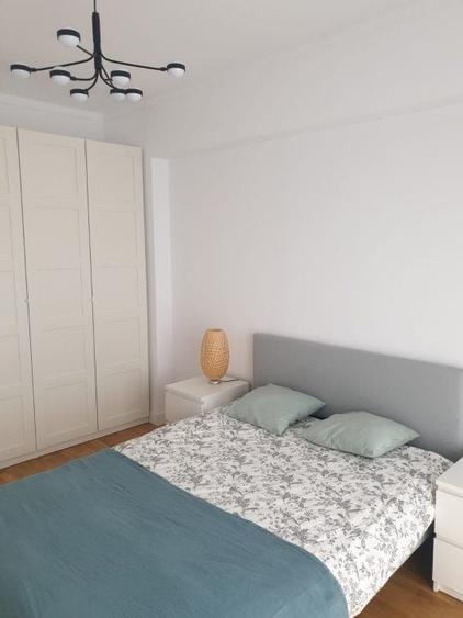 Apartament cu 2 camere decomandat, mobilat în Jiului