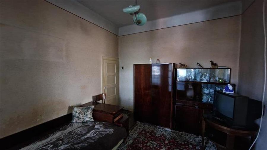 Casă individuală cu 5 camere cu Canalizare în Muncitoresc