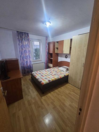 Apartament cu 2 camere decomandat în Rahova