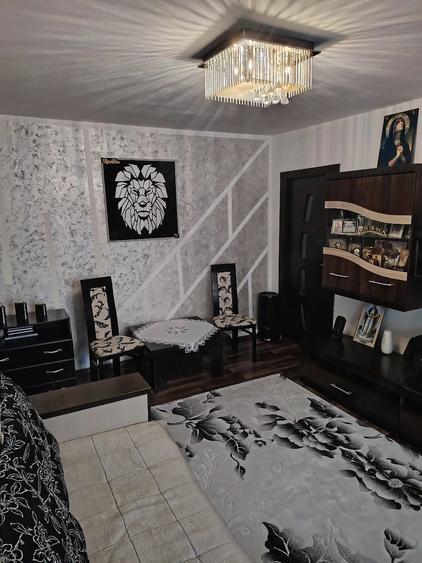 Apartament cu 2 camere semidecomandat în Astra