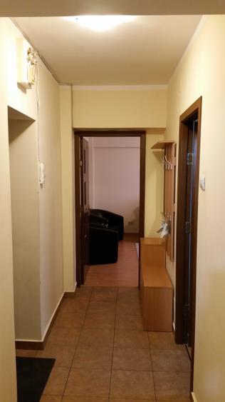 Apartament cu 2 camere decomandat în Popoveni