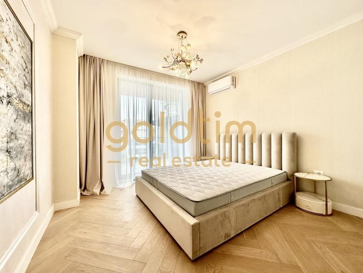 Apartament cu 4 camere decomandat, mobilat în Iancu Nicolae