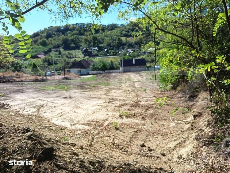 Teren de 1345 mp, în Sâncel