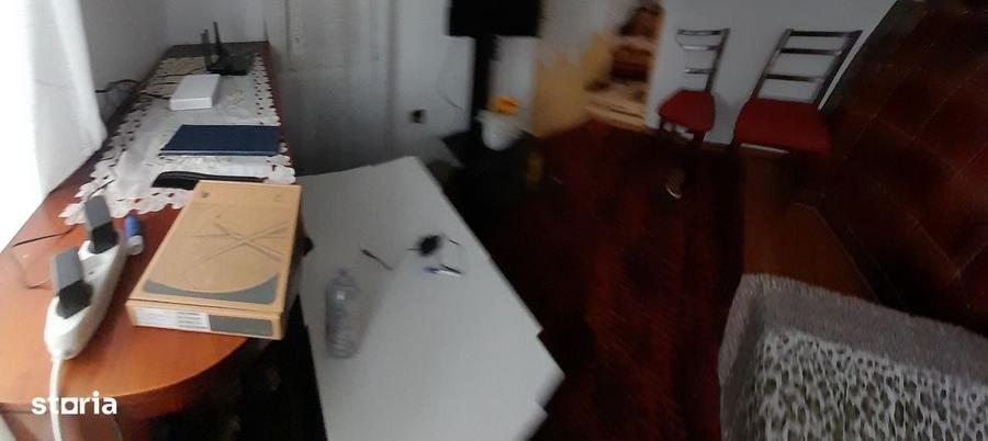 Casă cu 4 camere cu Teren 1760 Mp în Măldăeni