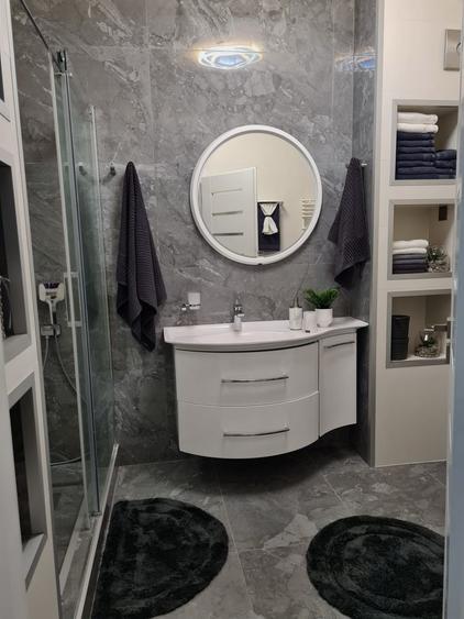 Apartament cu 3 camere în UTA