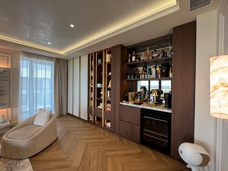 Apartament cu 4 camere decomandat în Aviației