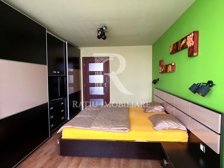 Apartament cu 3 camere decomandat, mobilat în Centru Civic