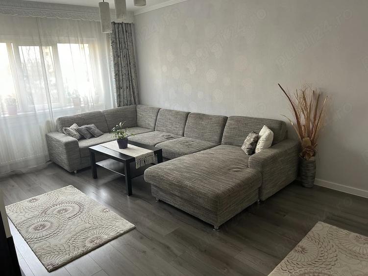 Apartament cu 3 camere decomandat în Central