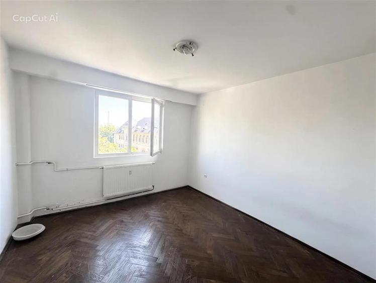 Apartament cu 2 camere semidecomandat în Ultracentral