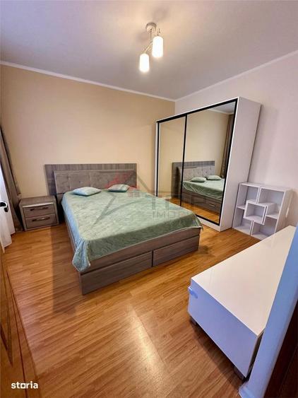 Apartament cu 2 camere semidecomandat în Podu Roș