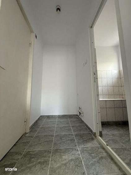 Vest - 2 camere, etaj 2, centrala gaz - 8