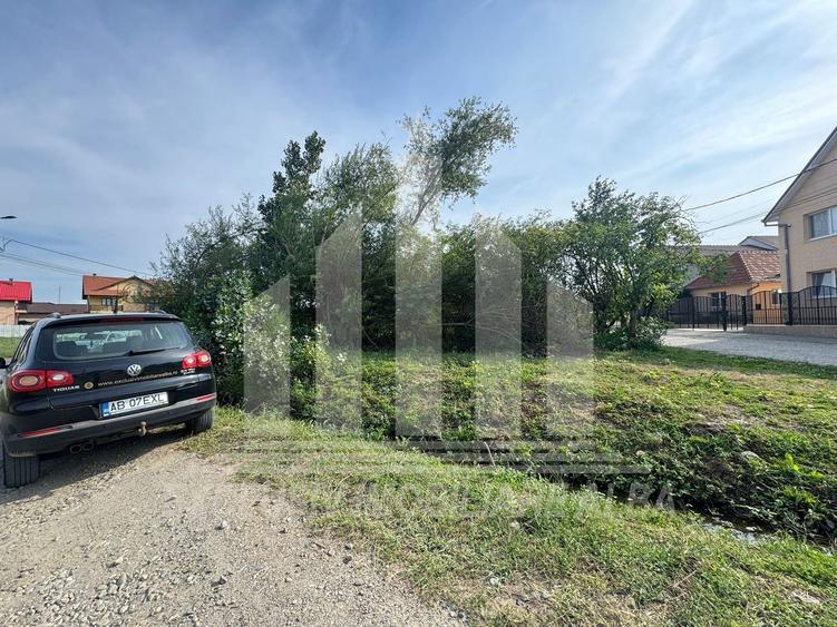 Teren Construcții intravilan de 400 mp, în Micești