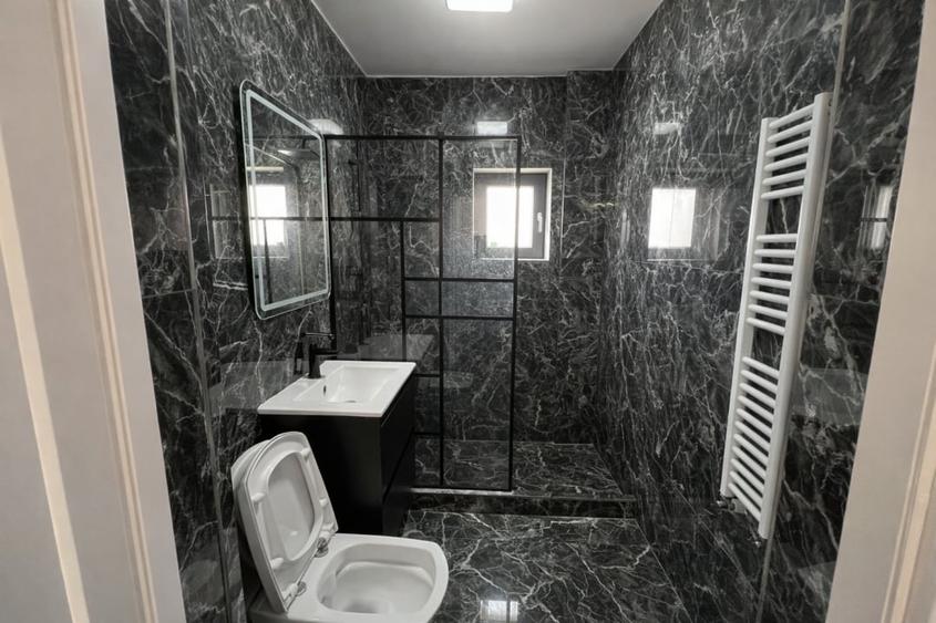 Casă individuală cu 4 camere cu Canalizare în Exterior Est