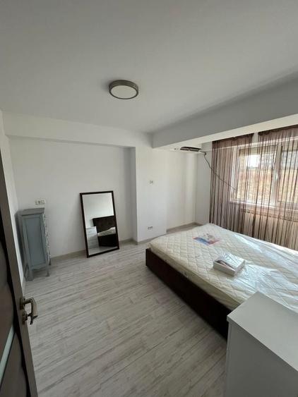 Apartament cu 2 camere semidecomandat în Exterior Vest
