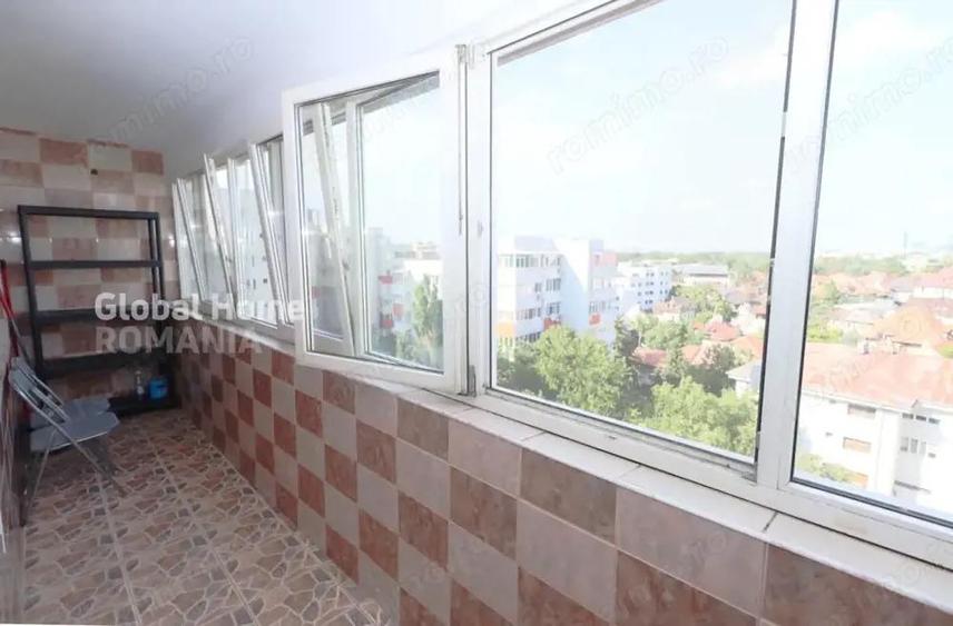 Apartament cu 3 camere semidecomandat, mobilat în 1 Mai