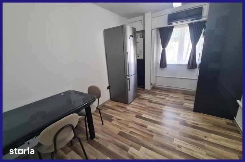 Apartament cu 3 camere decomandat în Rovine