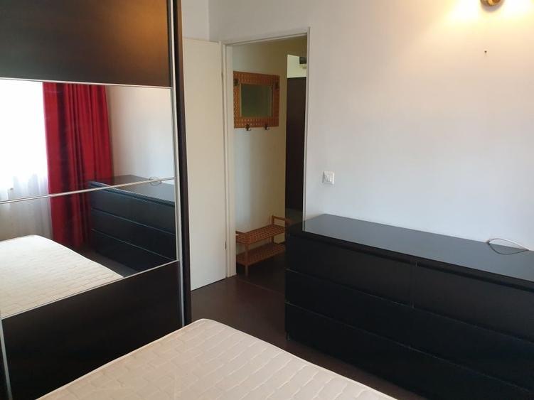 Apartament cu 2 camere decomandat în Crâng
