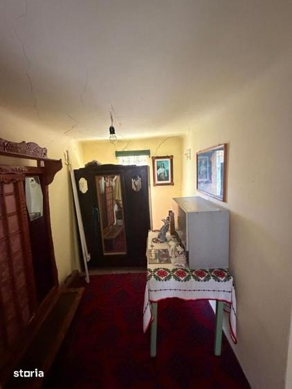 Casă cu 3 camere cu Teren 1277 Mp în Teasc