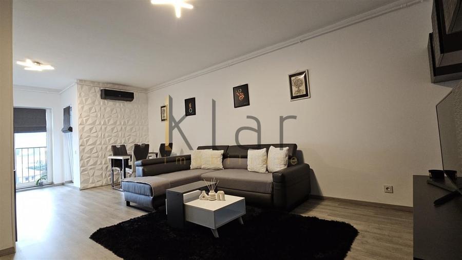Apartament cu 3 camere semidecomandat, mobilat în Bună Ziua