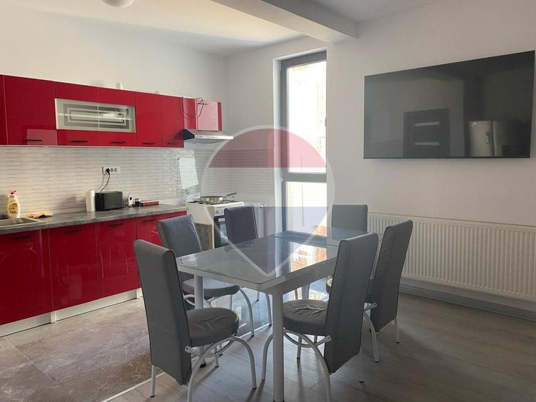 Casă cu 4 camere cu Teren 380 Mp în Berceni