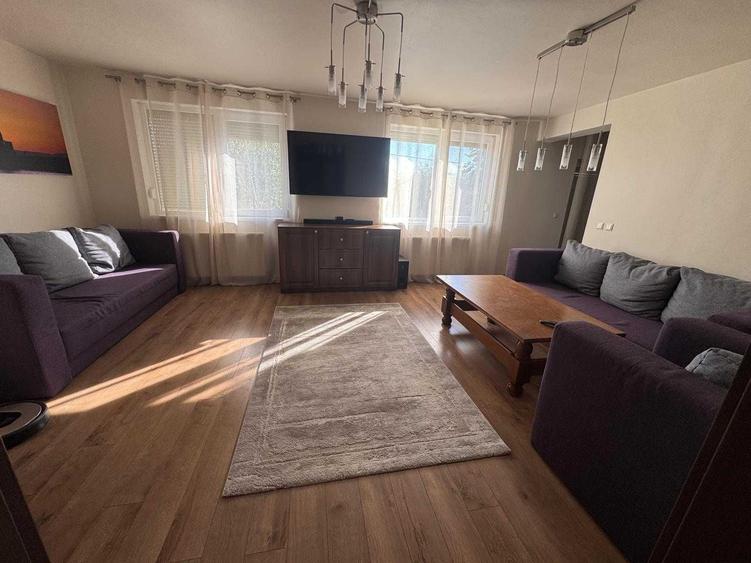 Apartament cu 4 camere decomandat în Giarmata