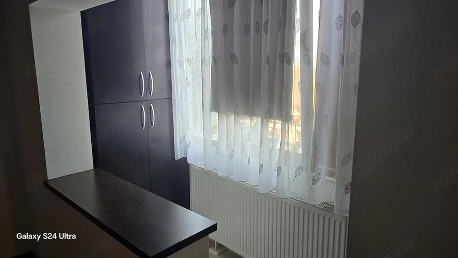 Garsonieră decomandată în Exterior Vest