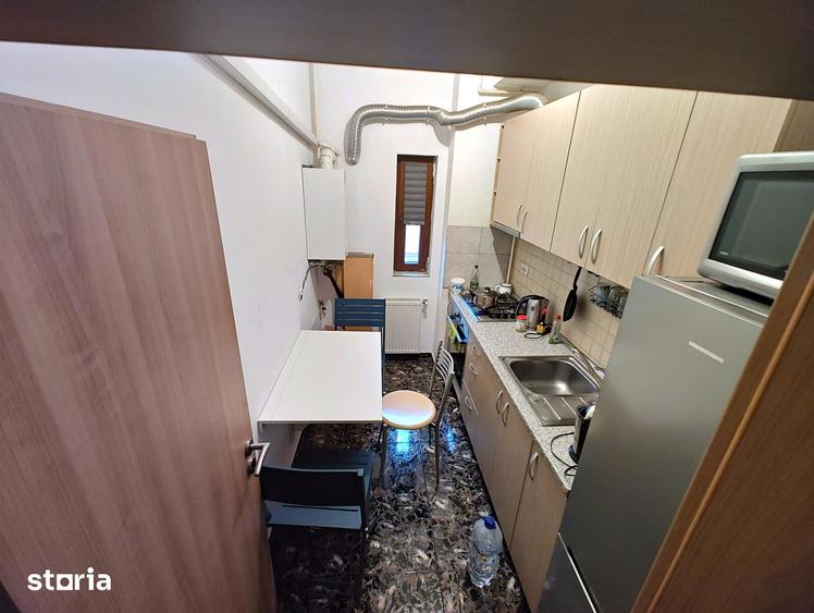 Apartament cu 3 camere, mobilat în Central