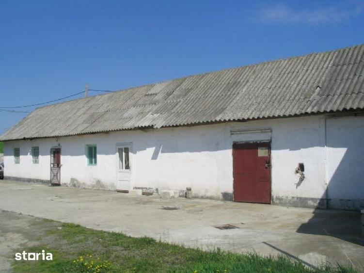 Teren de 6158 mp, în Central