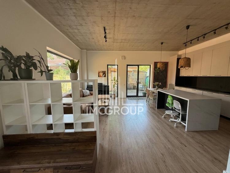 Duplex cu 4 camere cu Canalizare în Gruia