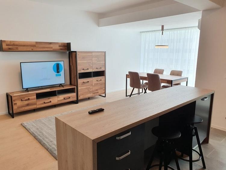 Apartament cu 3 camere decomandat, mobilat în Bucureștii Noi
