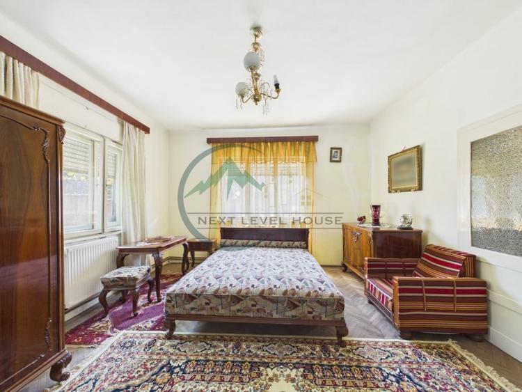 Casă individuală cu 7 camere cu Canalizare în Prejmer