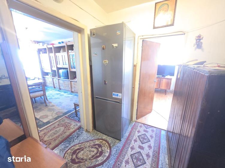 Apartament cu 2 camere semidecomandat în Florilor