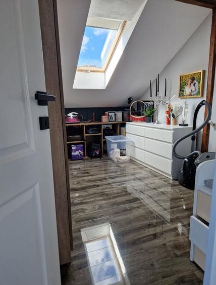 Apartament cu 4 camere decomandat în Sud