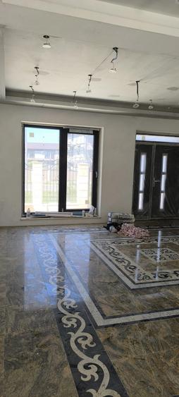 Casă cu Teren 420 Mp în Central