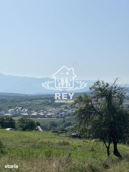 Teren de 855 mp, în Sud