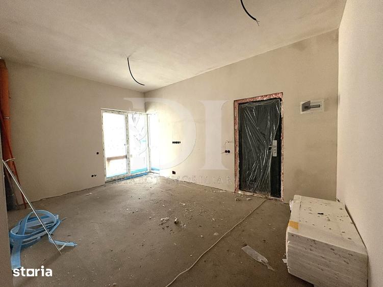 Apartament cu 4 camere în Florești