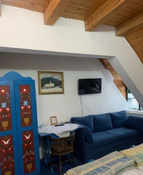 Casă individuală cu 6 camere cu Teren 641 Mp în Central