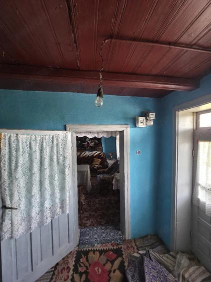 Casă cu 2 camere cu Teren 1829 Mp în Erbiceni
