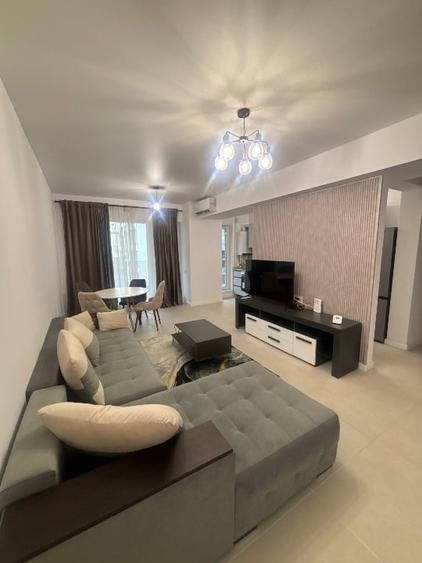 Apartament cu 2 camere decomandat, mobilat în Central