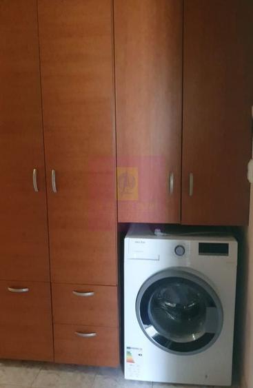 Apartament cu 3 camere decomandat în Morarilor
