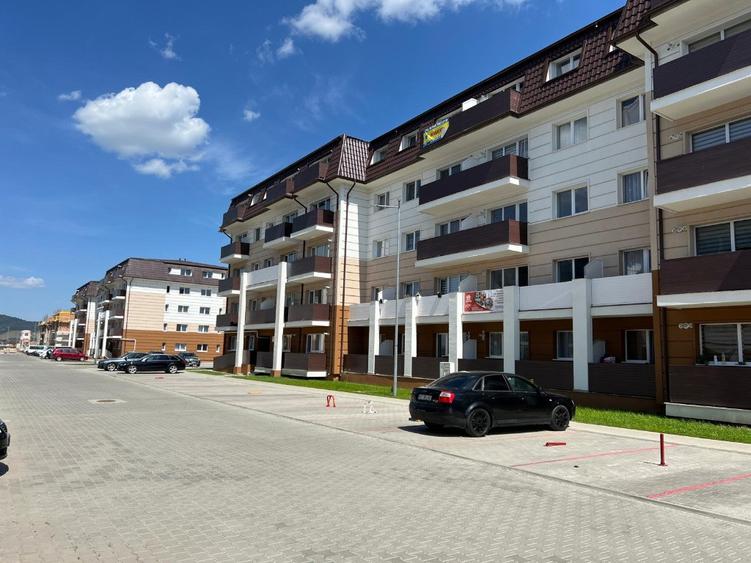 Apartament cu 2 camere semidecomandat în Sânpetru