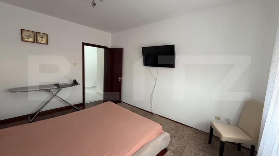 Apartament cu 2 camere decomandat, mobilat în Central