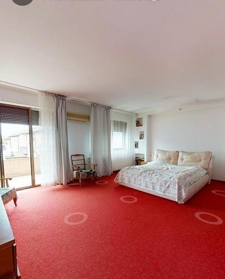 Casă cu 5 camere cu Teren 475 Mp în Pantelimon