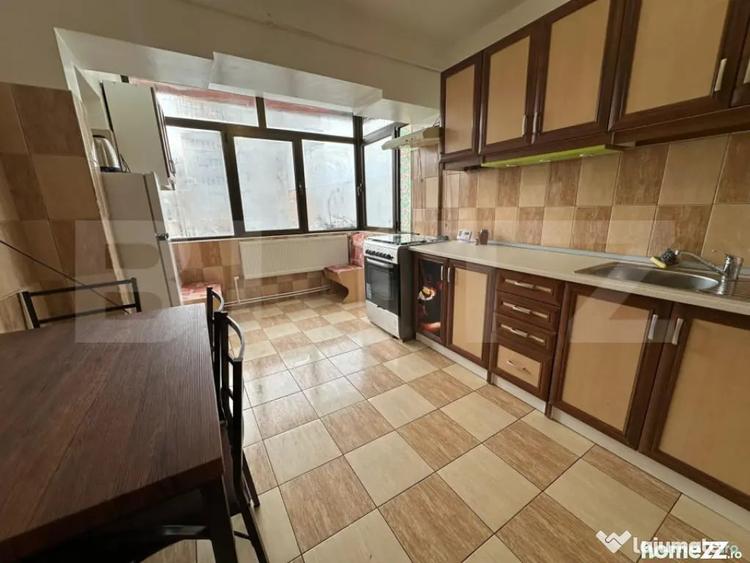 Apartament cu 3 camere, decomandat, 67 mp, cartier Obcini - 9