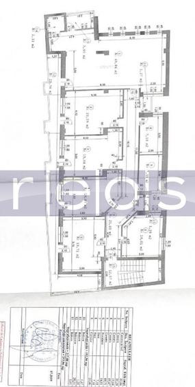 Apartament cu 5 camere decomandat în Unirii