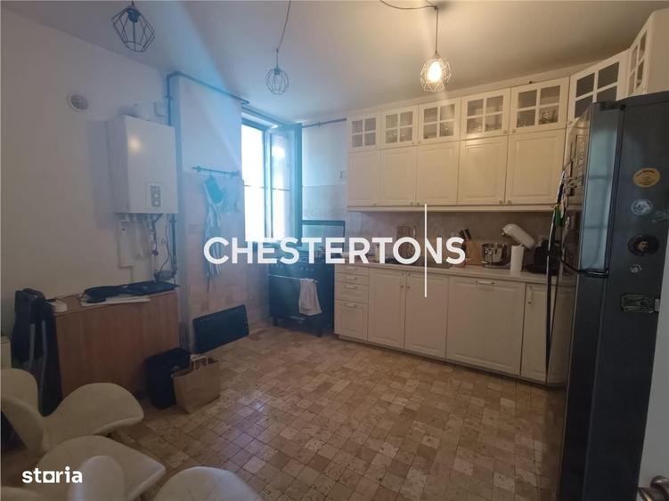 Apartament cu 3 camere în Titulescu