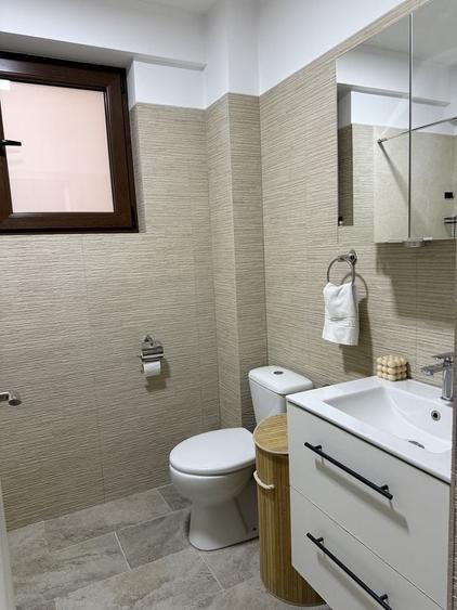 Apartament cu 2 camere decomandat în Păcii