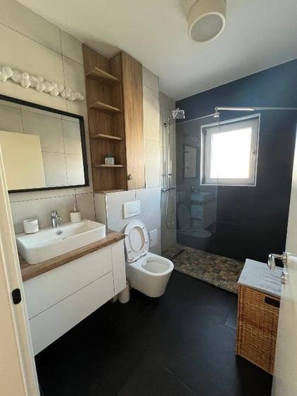 Apartament cu 2 camere decomandat, mobilat în Dumbrăvița