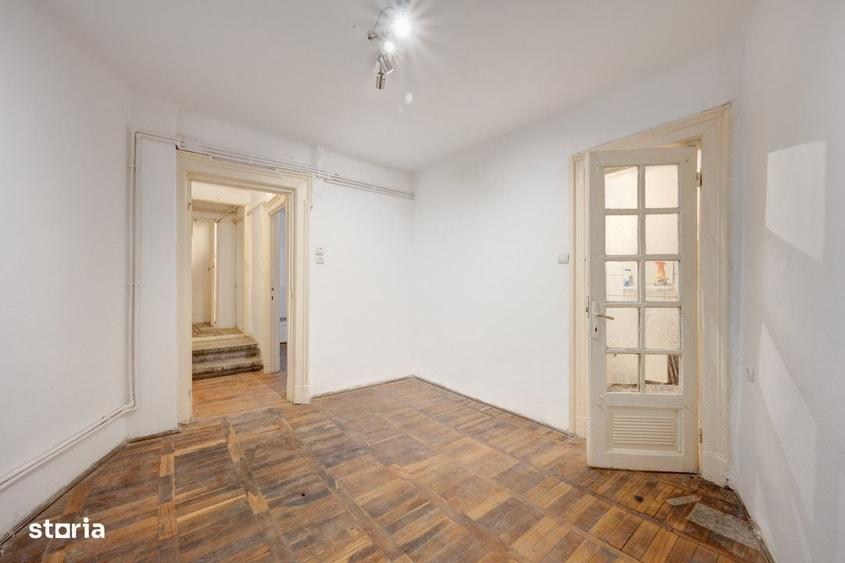Apartament cu 3 camere în Calea Victoriei